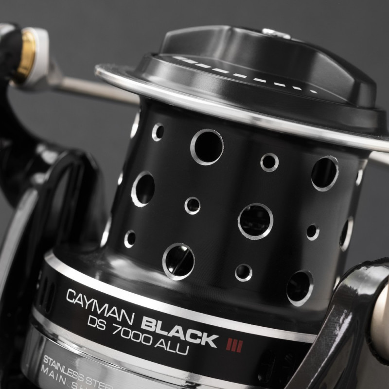 03_carrete_cinnetic_cyman_black_iii_ds_7000_alu_210158.jpg